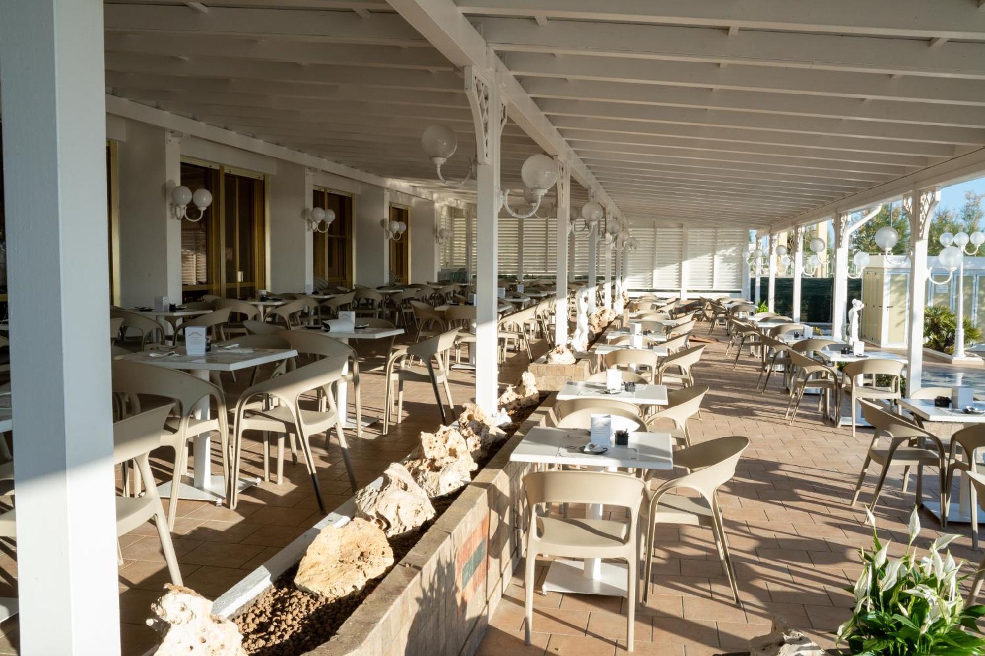 Grand Hotel Excelsior Senigália Exterior foto
